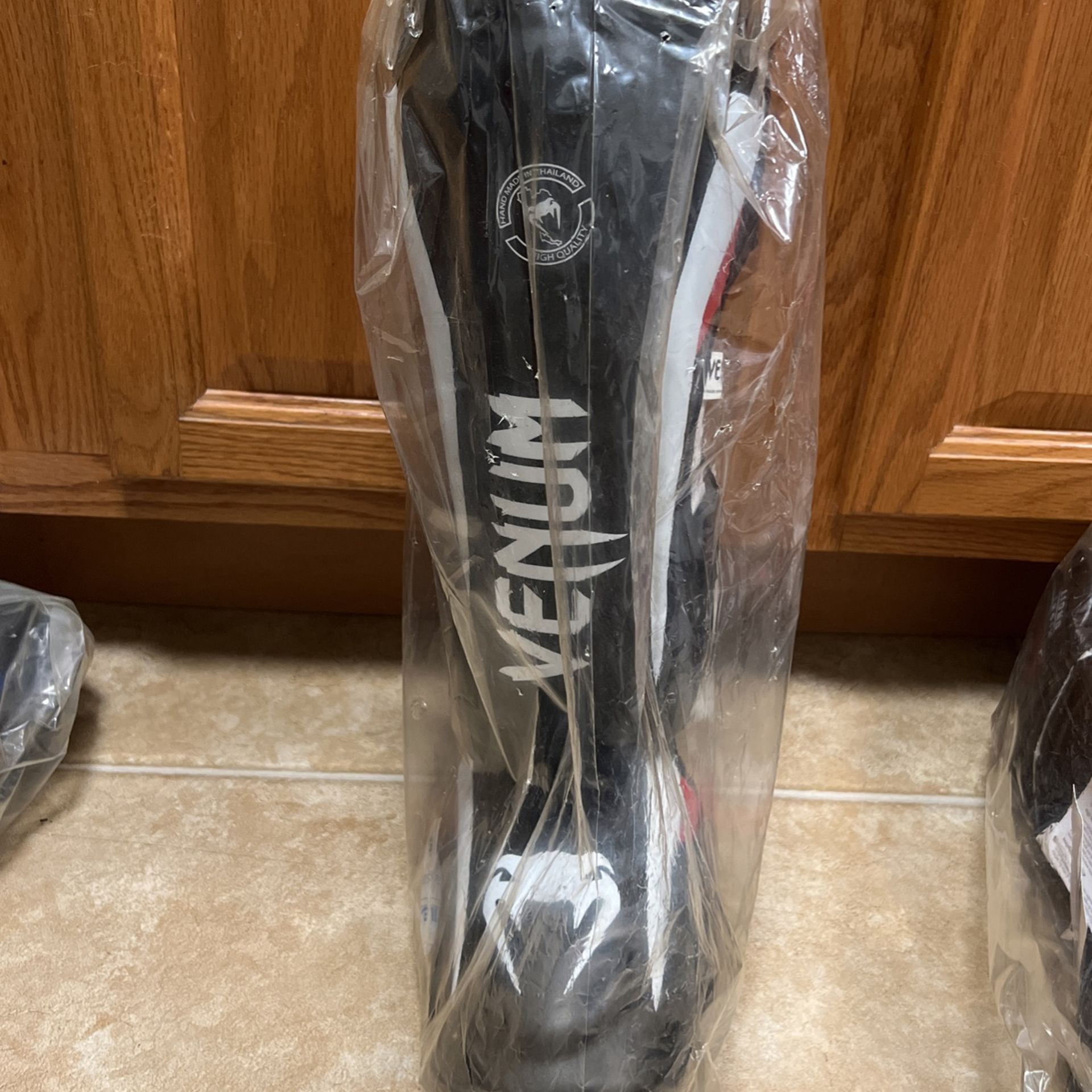 Venom Elite Stand Up Shinguard