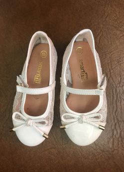 Girl shoes