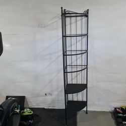 Corner Shelves 