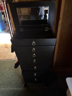 Jewelry chest cash only must pick up