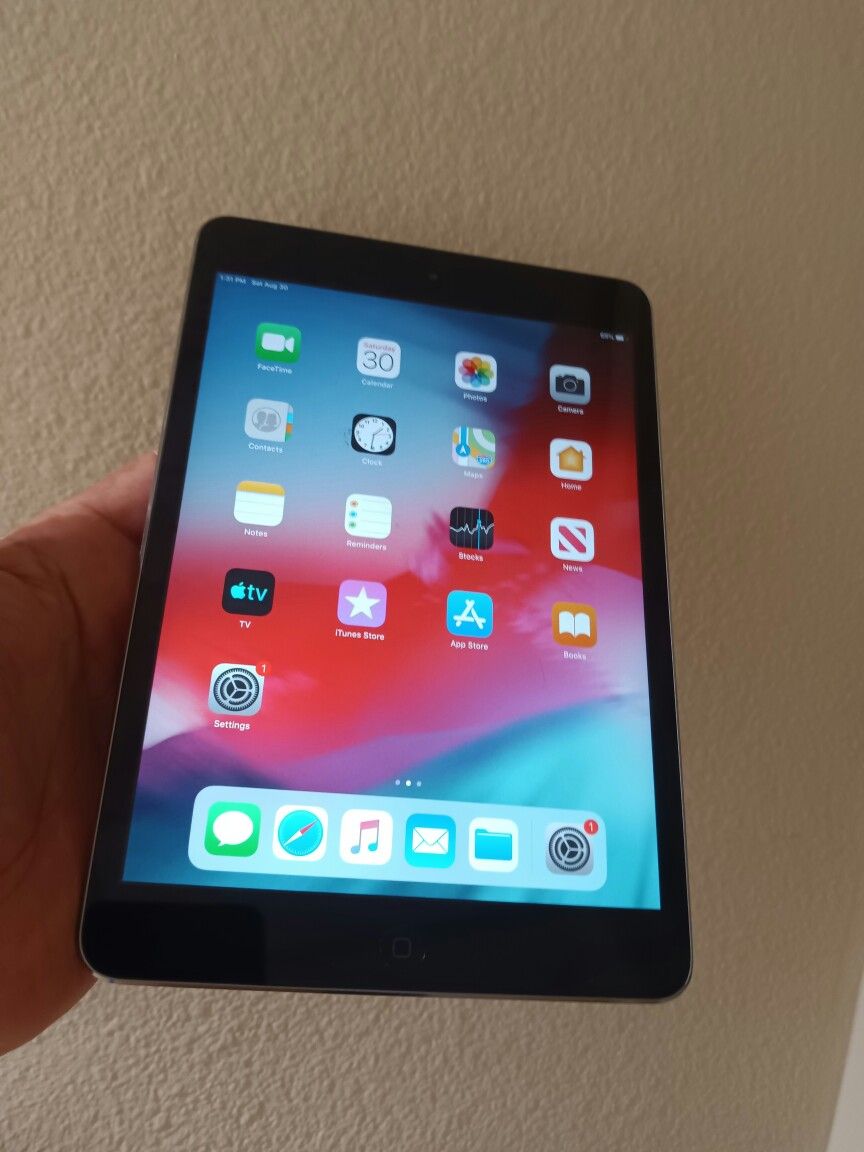 iPad mini 1 16gb unlocked clean  