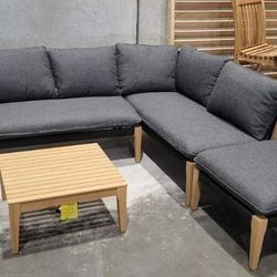 *BRAND NEW* OPEN BOX 4 Piece 100% FSC Certified Solid Wood Outdoor Furniture Seating Set