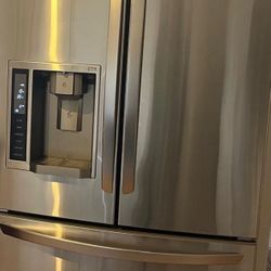 LG Refrigerator 