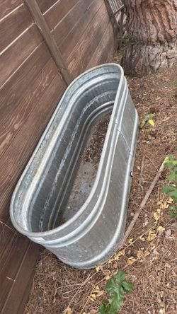 100 gallon water trough