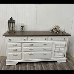 Is There Someone Who Can Transport This Dresser To San Pedro California 