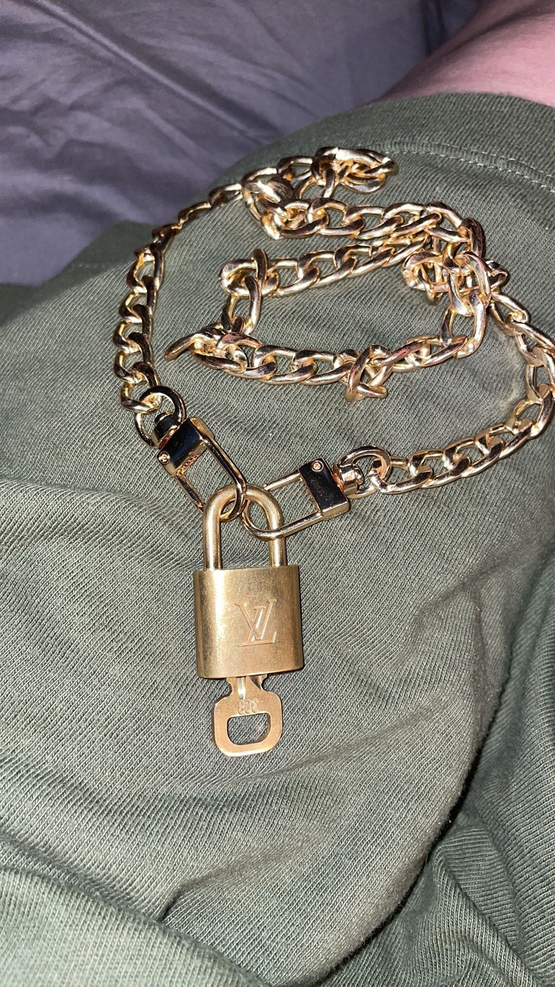 Authentic ✨LV Lock & Key 🔐 