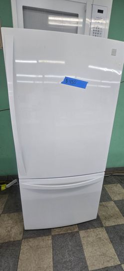 Kenmore refrigerator" 33"
