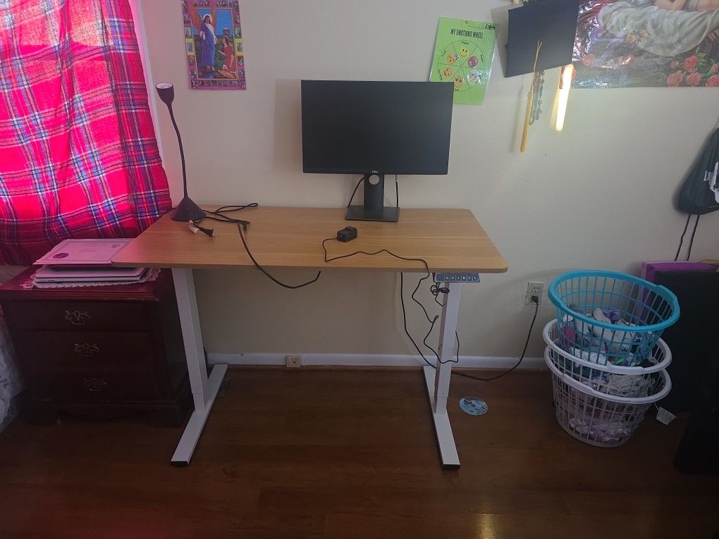 Height Adjustable Table