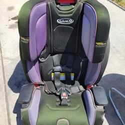 Kids Car Seat And Bouncer 