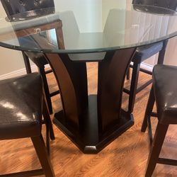 Tall Dining Table With 4 Faux Leather High Chairs