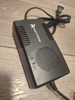 RoyPow 120W AC to DC 12V Converter - Excellent Condition