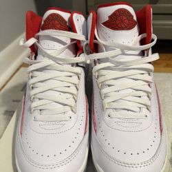 Air Jordan Retro 2 Fire Red 