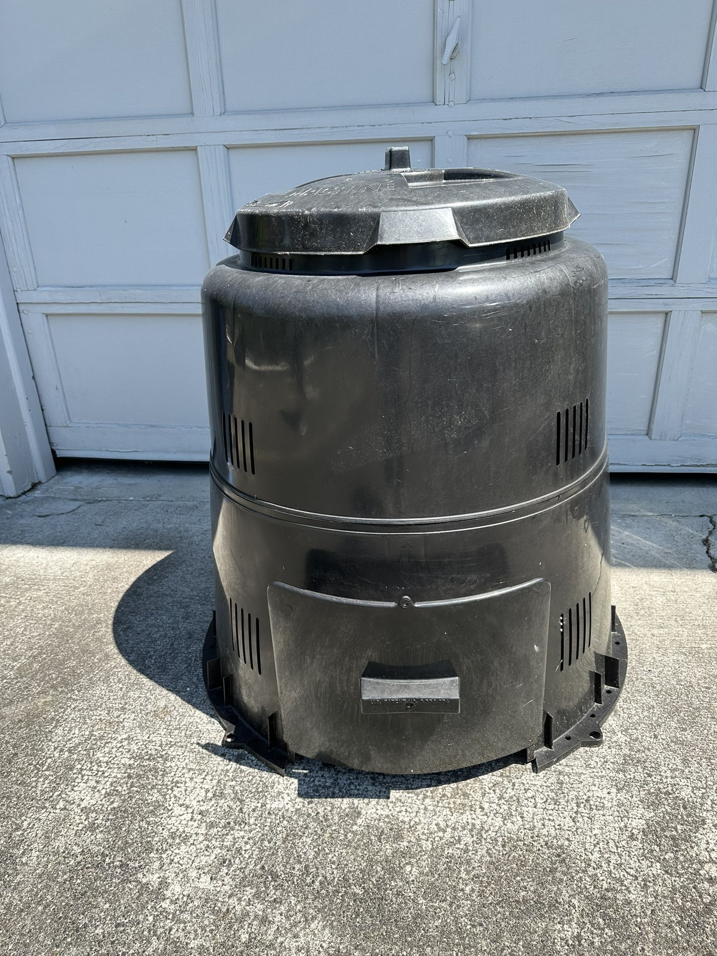 Earth Machine Composting Bin for Sale in Edgewood, WA - OfferUp
