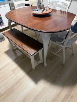Dining table $40 OBO