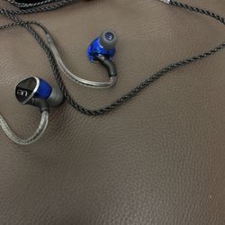 Ue 900 Earphone / Iem