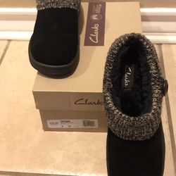 NIB- Clarks England size 9 ladies casual shoes
