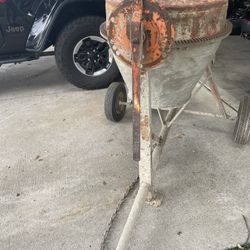Electric cement mixer