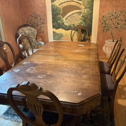 Dining Room Table 