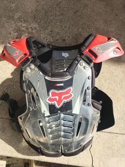 Fox adult chest guard size M