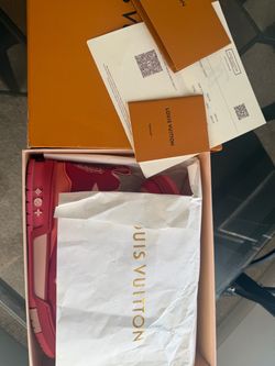 LV skates