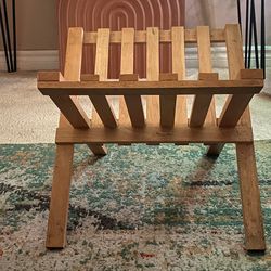 Pine Magazine Rack