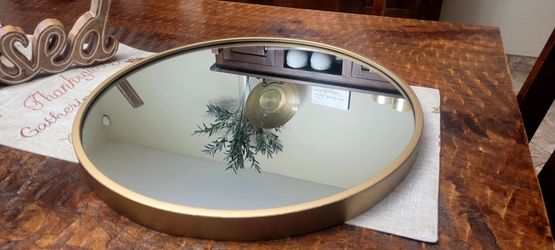 Round Gold/Brass Metal Mirror / Decorative Tray