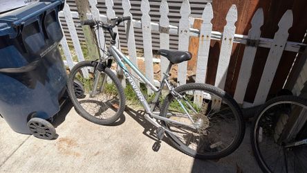Kids women’s bike
