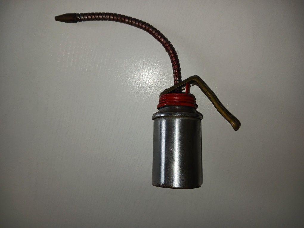 Vintage Brevettato Oil Can