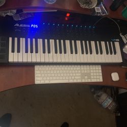 Alesis V149 Midi USB Keyboard Controller With Pads