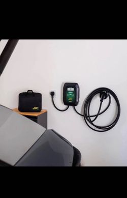 Battery Tender eCharge 40 AMP EV Charger