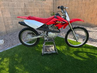 Crf100f dirtbike
