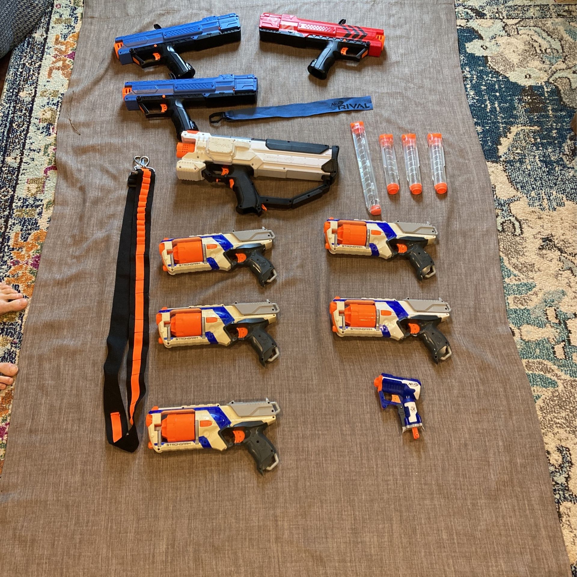 Nerf Gun Lot With Ammo And Target