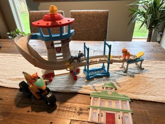Paw Patrol Adventure Pack Playset 