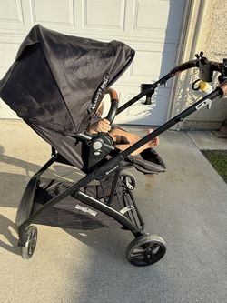 Stroller/Bassinet in Black
