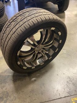 Aftermarket Alloy Wheel with Tire