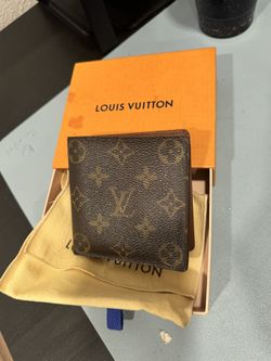 Louis Vuitton Men’s Wallet