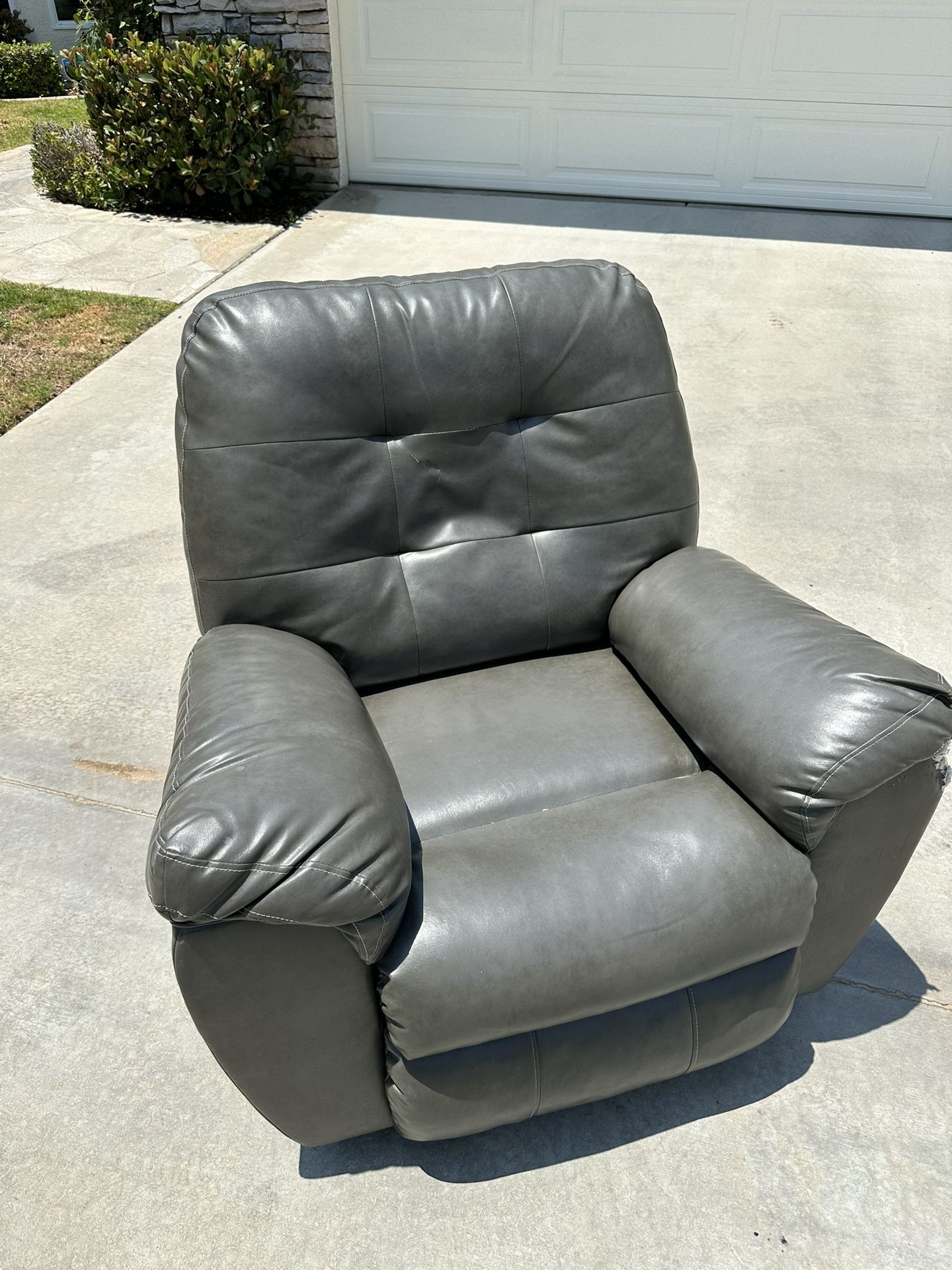 Recliner