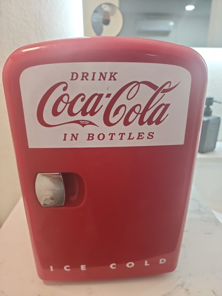 Coca-Cola Mini Fridge