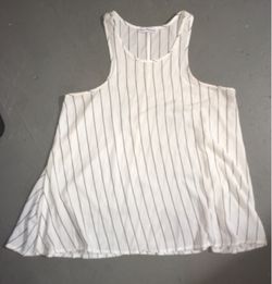 Dainty Hooligan sleeveless flory top Medium