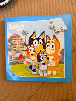 Blue book/pyzzle
