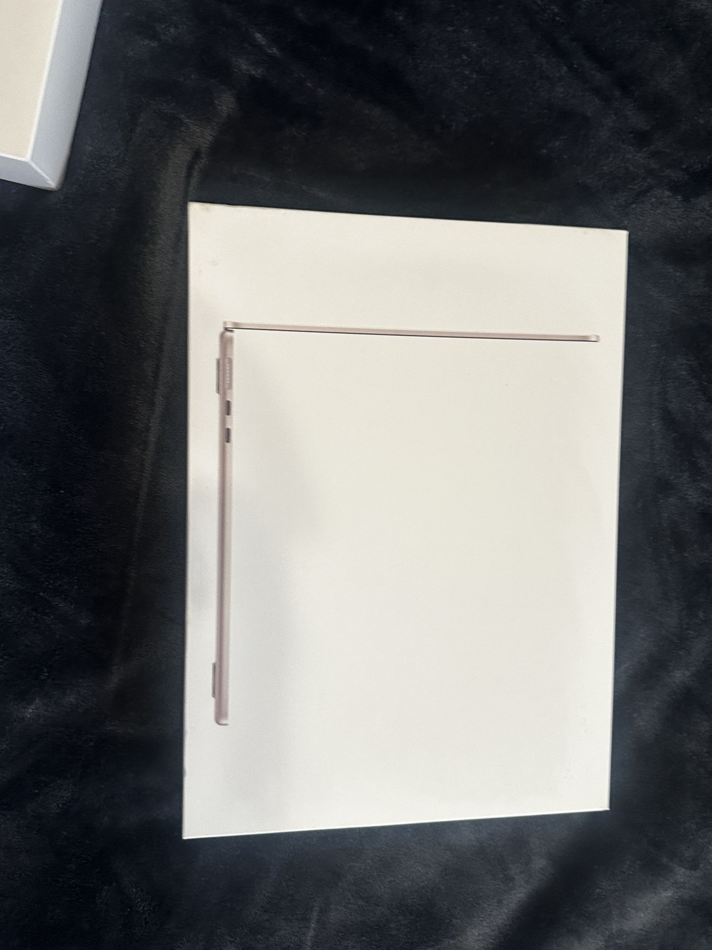 Mac Book Air 13 Inch Brand New