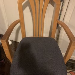 Rolling Chairs 