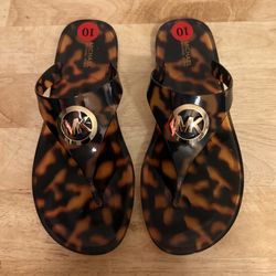 Women MK Michael Kors Lillie Jelly Thong Flat Slide Sandals PVC Leopard Brown Size 10