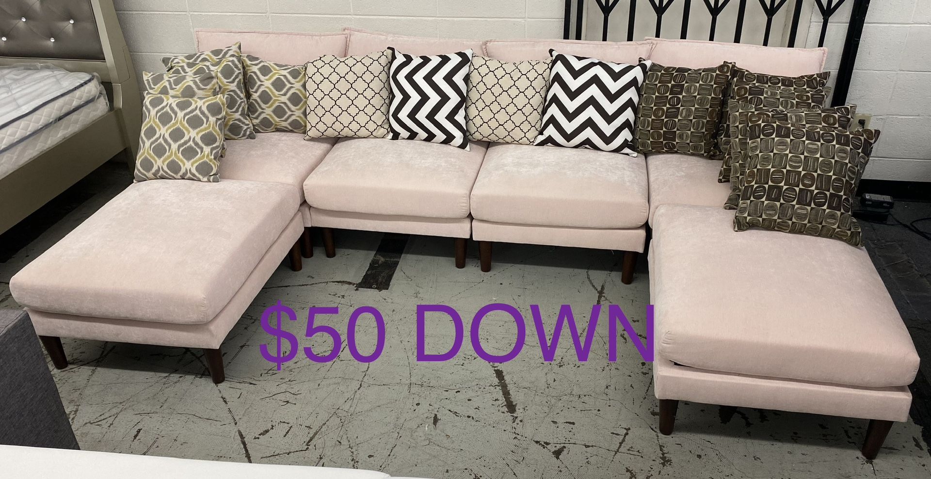 New Blush Pink 6 PCS Modular Set (90 Day Finance and Free Delivery)