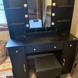 Vanity with Mirror, Lights, & Stool – Needs Cleaning