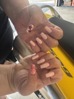 Nails For Free