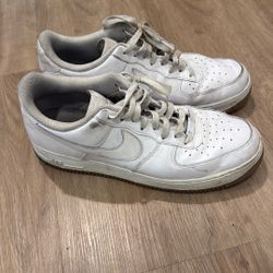 Nike Air Force 1 Low White Sneakers Size 12 Just Need To Be Bleached Clean