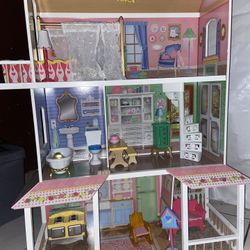 Doll House 