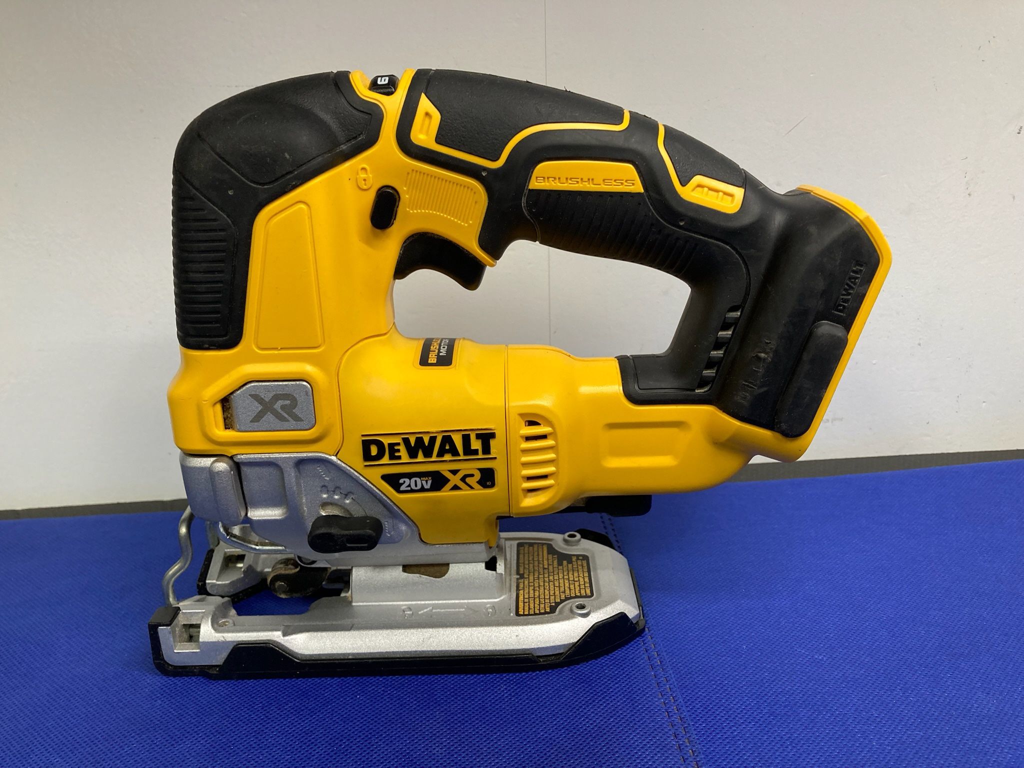 DEWALT DCS334 20V MAX XR Cordless Brushless Jigsaw (Tool Only)