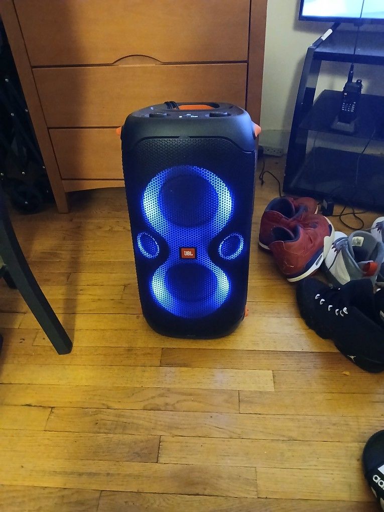 JBL PARTY BOX 110